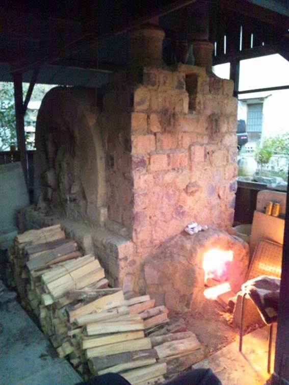 Down-Draft Firewood Kiln